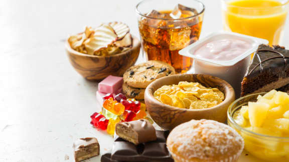 Voici 6 habitudes alimentaires à adopter dès maintenant pour vieillir en pleine forme