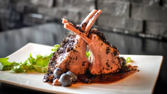 Jeudi : Carré d'agneau au thé noir fumé