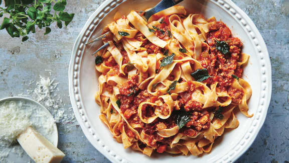Vendredi : Pappardelles à la sauce bolognaise végé