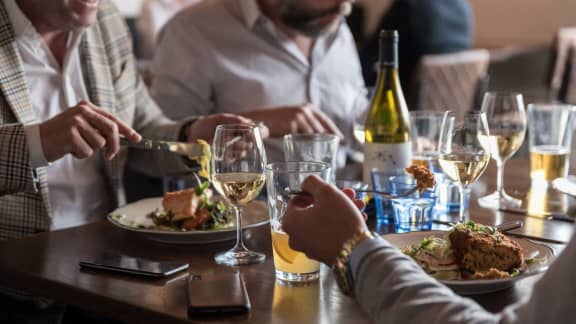 On a testé le nouveau restaurant festif de Laval : Madame Bovary