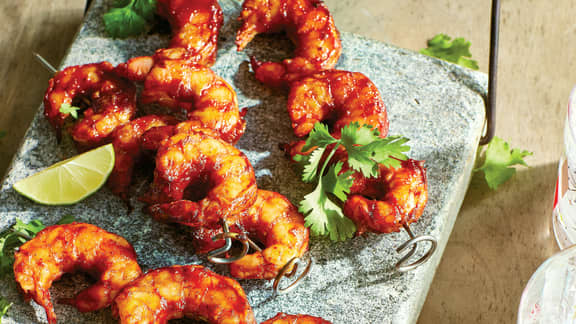 Lundi : Brochettes de crevettes, salsa de pêches