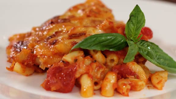 Macaroni gratiné sauce rosée