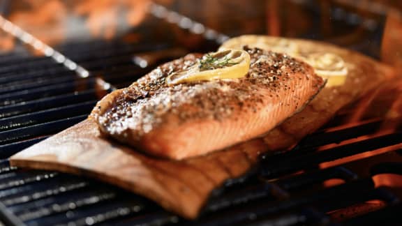 Les rabais de la semaine du 17 au 23 août en épicerie : Retour des pêches de l'Ontario!