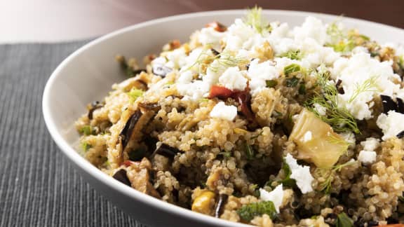 Salade de quinoa et de légumes grillés