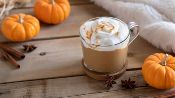 Le Pumpkin Spice Latte : Un délice ou un piège sucré pour votre santé ?