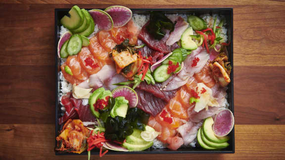 Mercredi : Chirashi sushi et vinaigrette miso-yuzu, kimchi