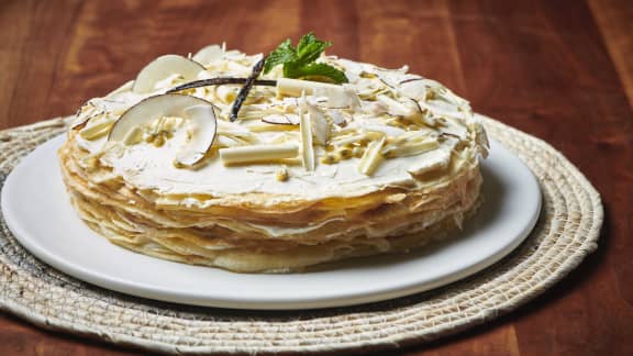 Gâteau mille-crêpes aux fruits de la passion