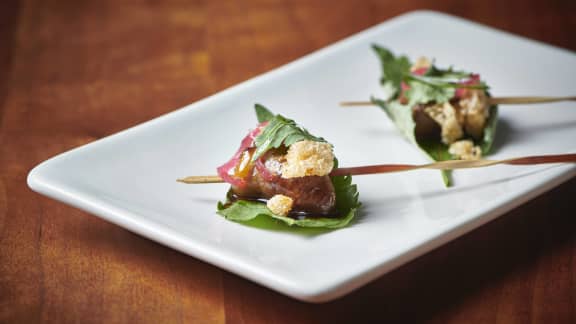 Cœurs de poulet laqués à l’asiatique en feuille de shizo