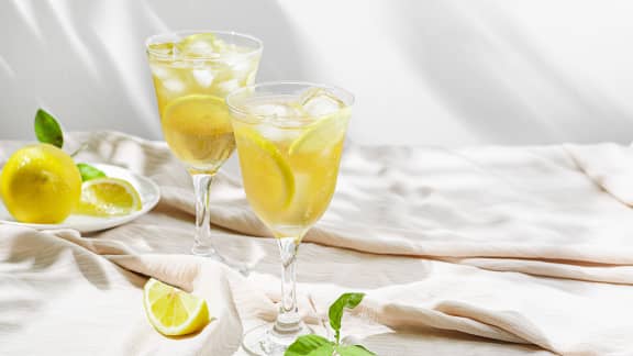 Limoncello Spritz