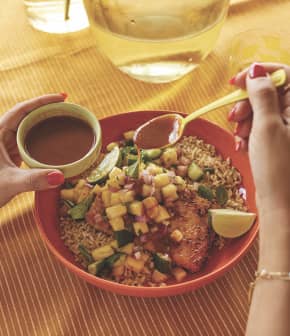 Tofu en croûte de noix de coco, salsa ananas et concombre