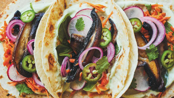Tacos aux portobellos et mayo à l’avocat