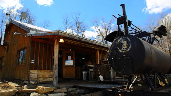 Cabane à Sucre Au Pied de Cochon