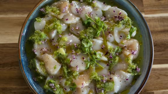 Ceviche de pétoncles de Chuck Hugues