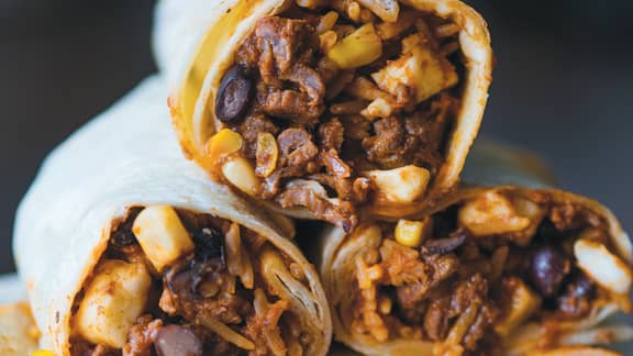 Burritos de luxe au boeuf et au riz mexicain