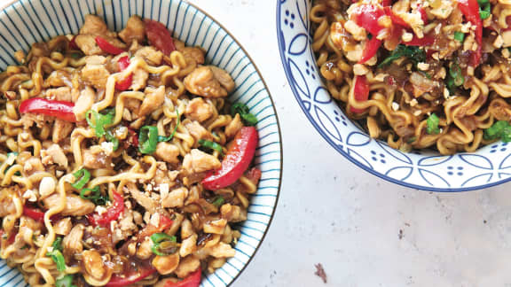 Vendredi : Ramen au poulet et aux arachides