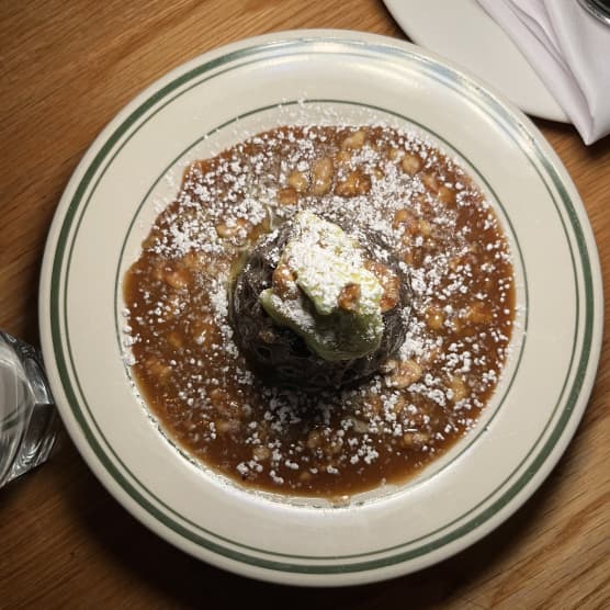 On a testé 8 plats du nouveau menu du Name's on the way et voici notre opinion