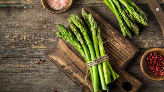 Voici la meilleure méthode pour retirer les pesticides sur vos asperges