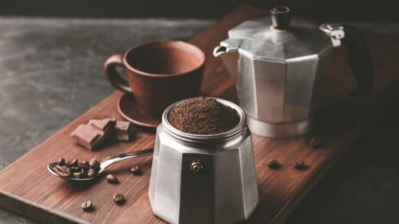 Quel type de café faut-il utiliser pour une cafetière italienne ?
