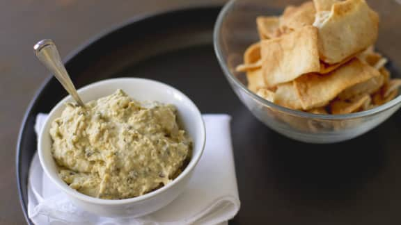 Hummus aux artichauts et herbes fraîches