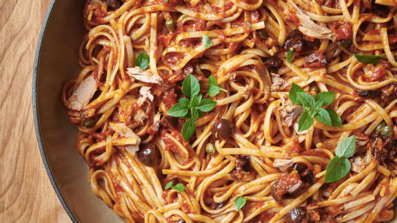 Pâtes au thon puttanesca