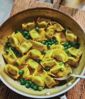 Agnolotti, petits pois, sauce safran
