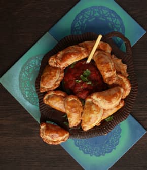 Empanadas de dinde hachée, maïs et poivrons