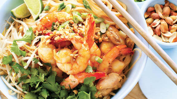 Pad thaï aux crevettes et au poulet