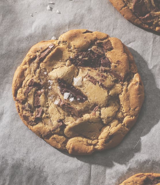 Rouleaux de pâte à biscuits aux morceaux de chocolat