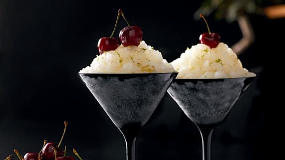 Granité lime, gingembre, cerises et saké