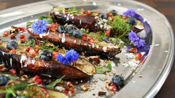 Aubergines rôties, sauce au yogourt