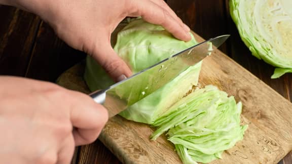 Voici la méthode pour une salade de chou toujours croquante