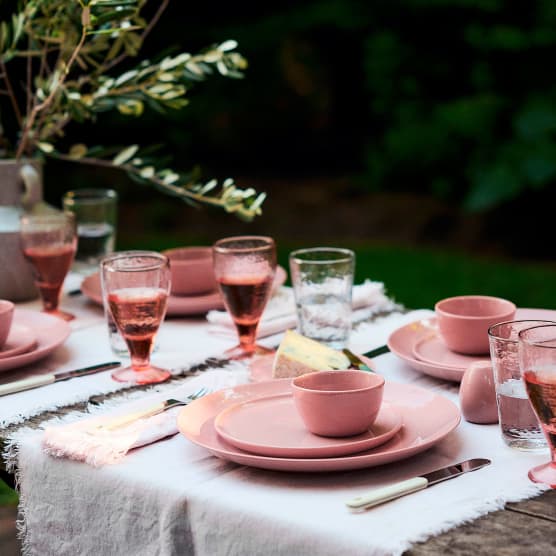8 accessoires pour une jolie table de Pâques cette année!