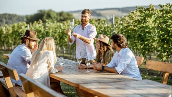 19 vignobles, distilleries et microbrasseries à visiter partout au Québec