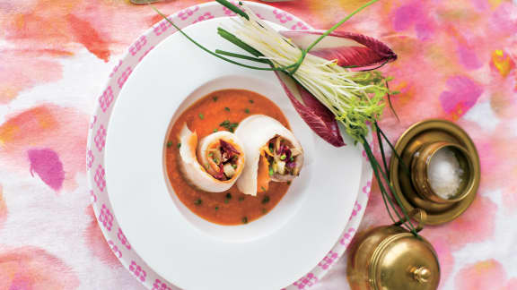 Roulades de tilapia au saumon fumé et tombée d’endives à la sauce rosée