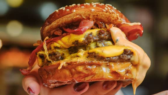 Semaine du Burger 2025 : Les 2 meilleurs burgers au Canada sont à Montréal