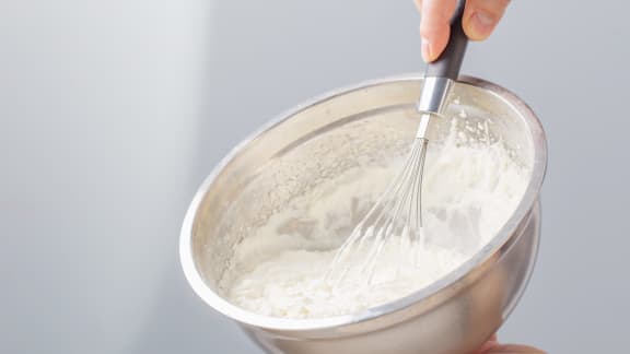 Comment faire et réussir sa crème fouettée maison