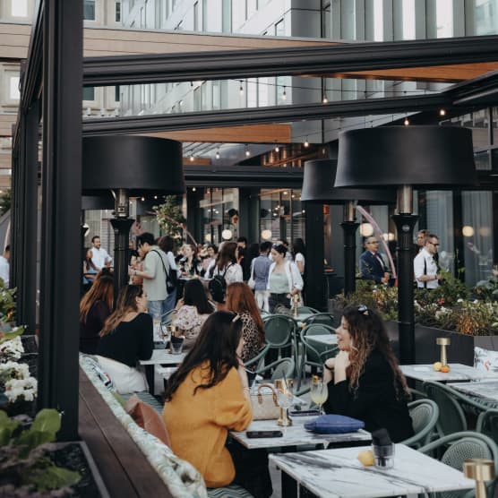 LA terrasse où manger cet été si vous aimez la cuisine méditerranéenne