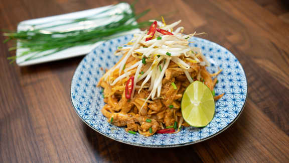 Pad thaï authentique au poulet