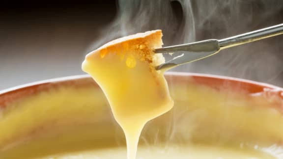 5 restaurants où savourer une fondue au fromage 100% réconfortante