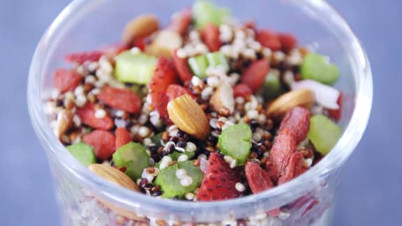 Salade de quinoa aux fraises