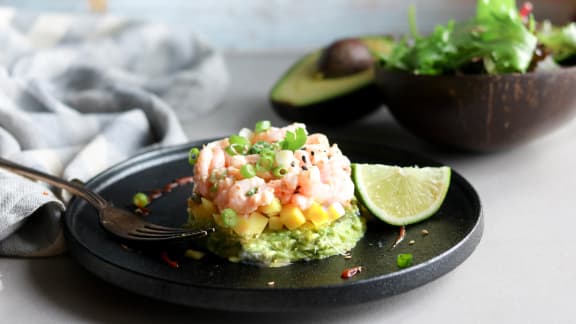 Étagé de crevettes, mangue & guacamole