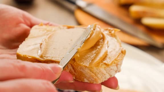 Voici la meilleure méthode pour conserver son beurre d'arachide plus longtemps