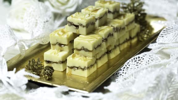 Fudge au chocolat blanc, caramel & noix de pécan