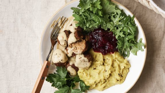 Boulettes suédoises véganes, purée de pommes de terre