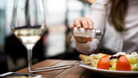 Comment réduire le sel dans son alimentation