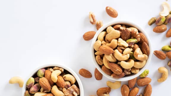 Quel est le meilleur moment de la journée pour manger des noix et des fruits séchés ?