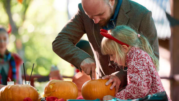 Comment vider et sculpter une citrouille pour votre décor d'Halloween