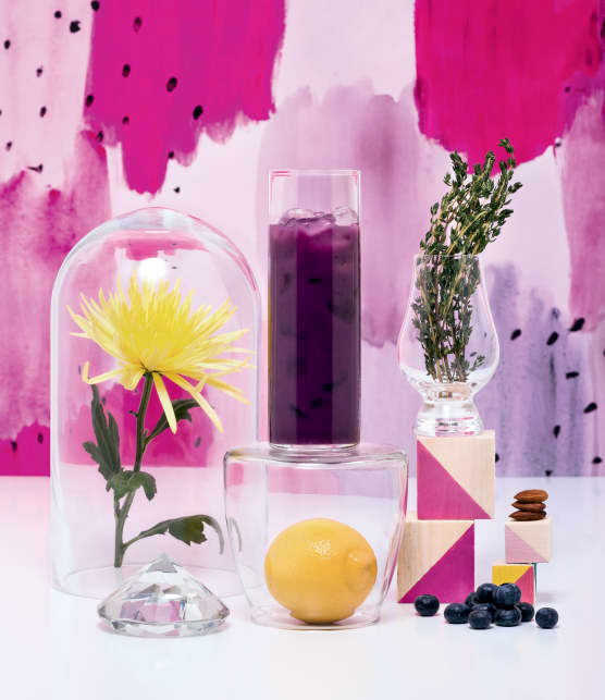 Agua fresca aux amandes, aux bleuets et au thym citronné