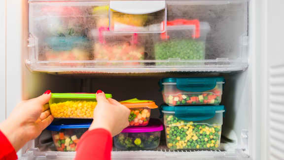 Voici 6 aliments qui ne devraient jamais être conservés dans du plastique