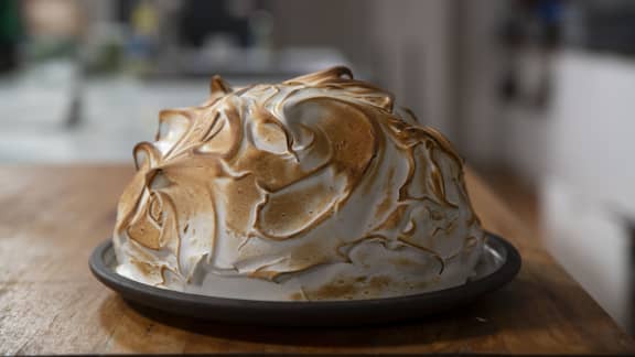 Bombe Alaska au sucre à la crème à l'érable